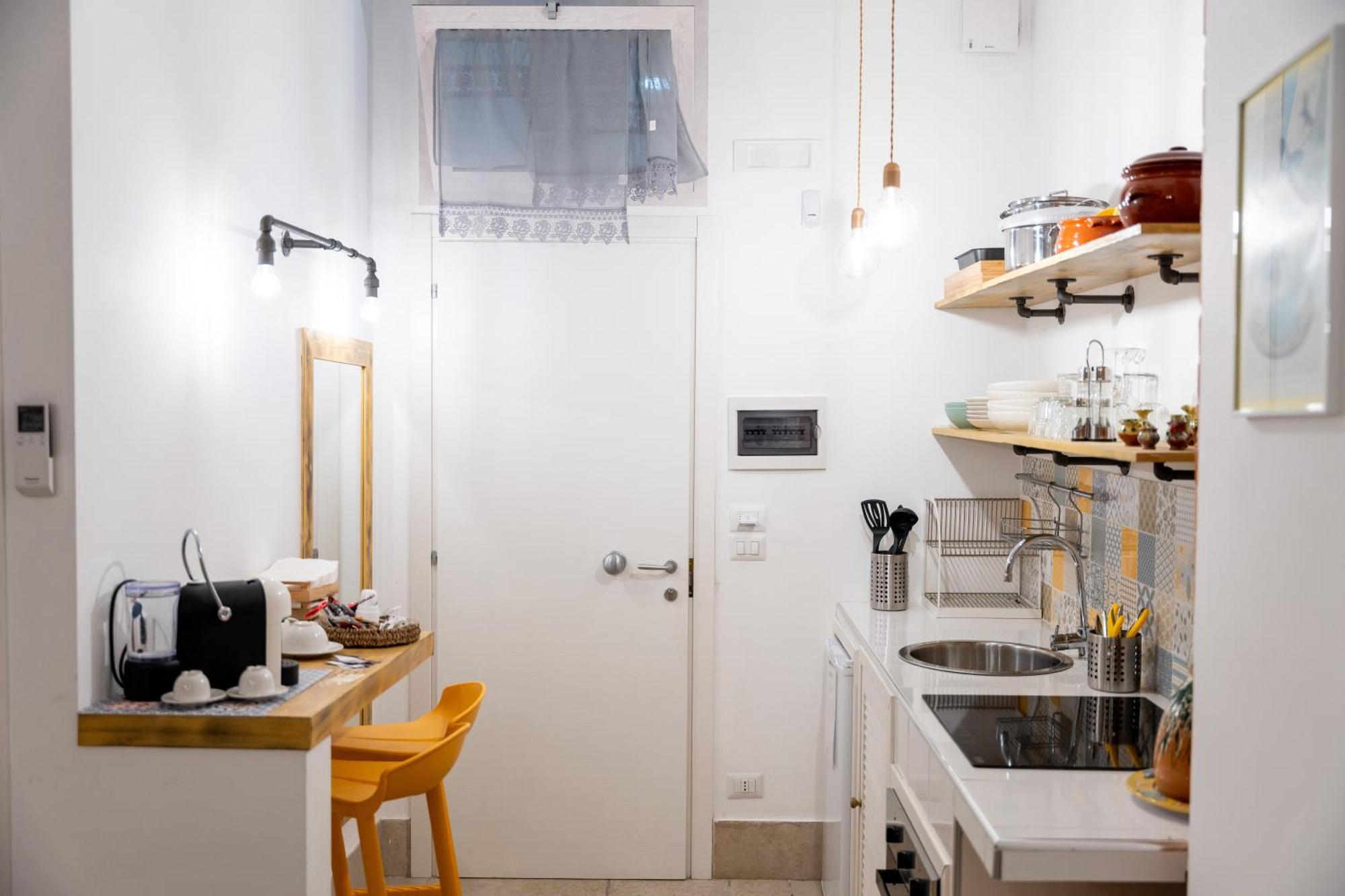 Palazzo Nicolaus Del Borgo Antico Bed & Breakfast Bari Bagian luar foto